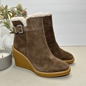Franco Sarto Ulayna Suede Bootie Wedge Heel Beige Faux Fur Taupe Women's 8 NWOB